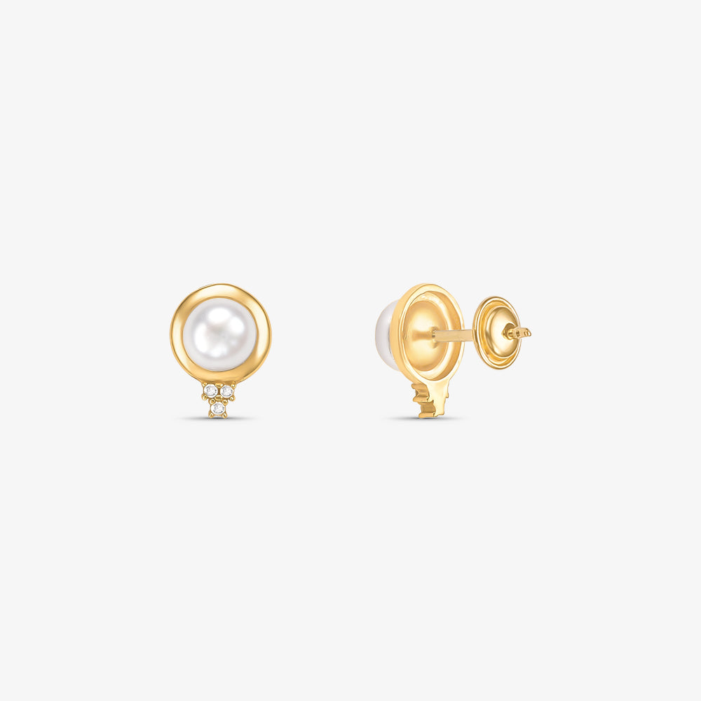 Brinco com Pérola Natural e Diamantes em Ouro Amarelo 18K