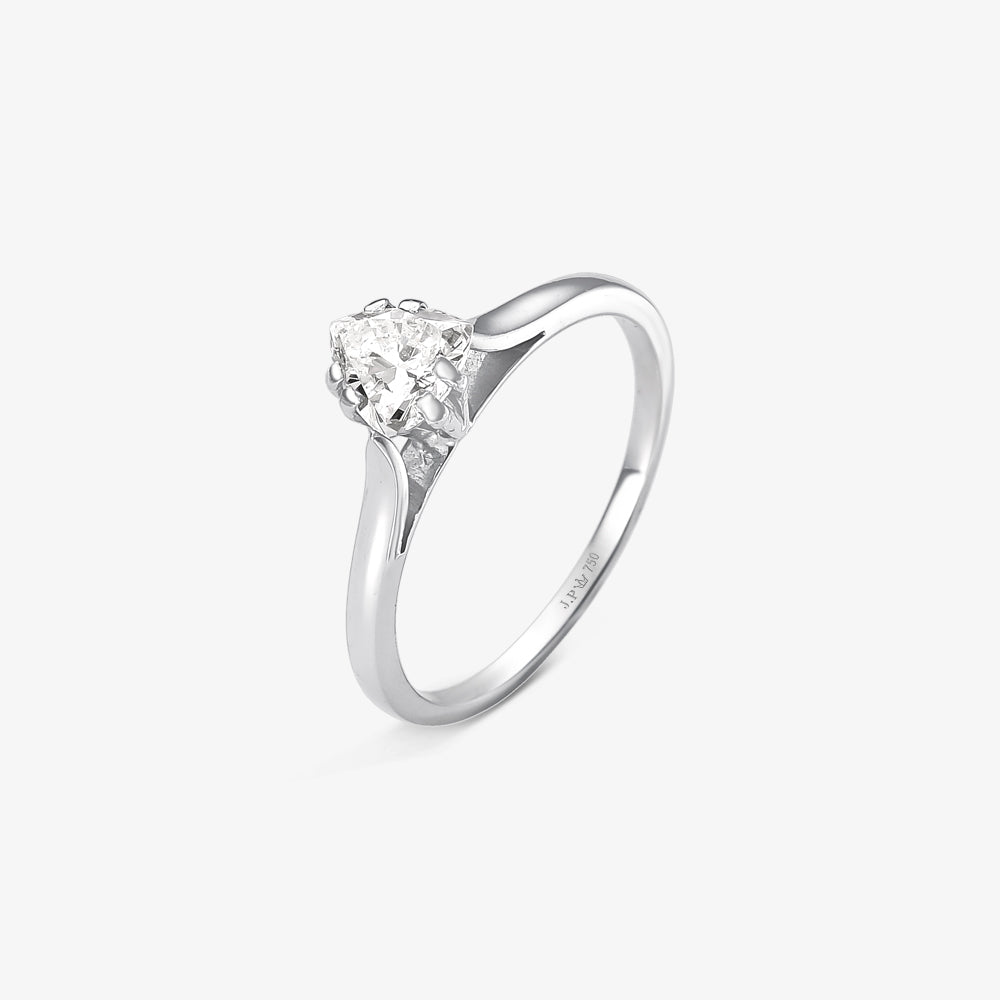 Anel Solitário Coração com Diamante em Ouro Branco  18K