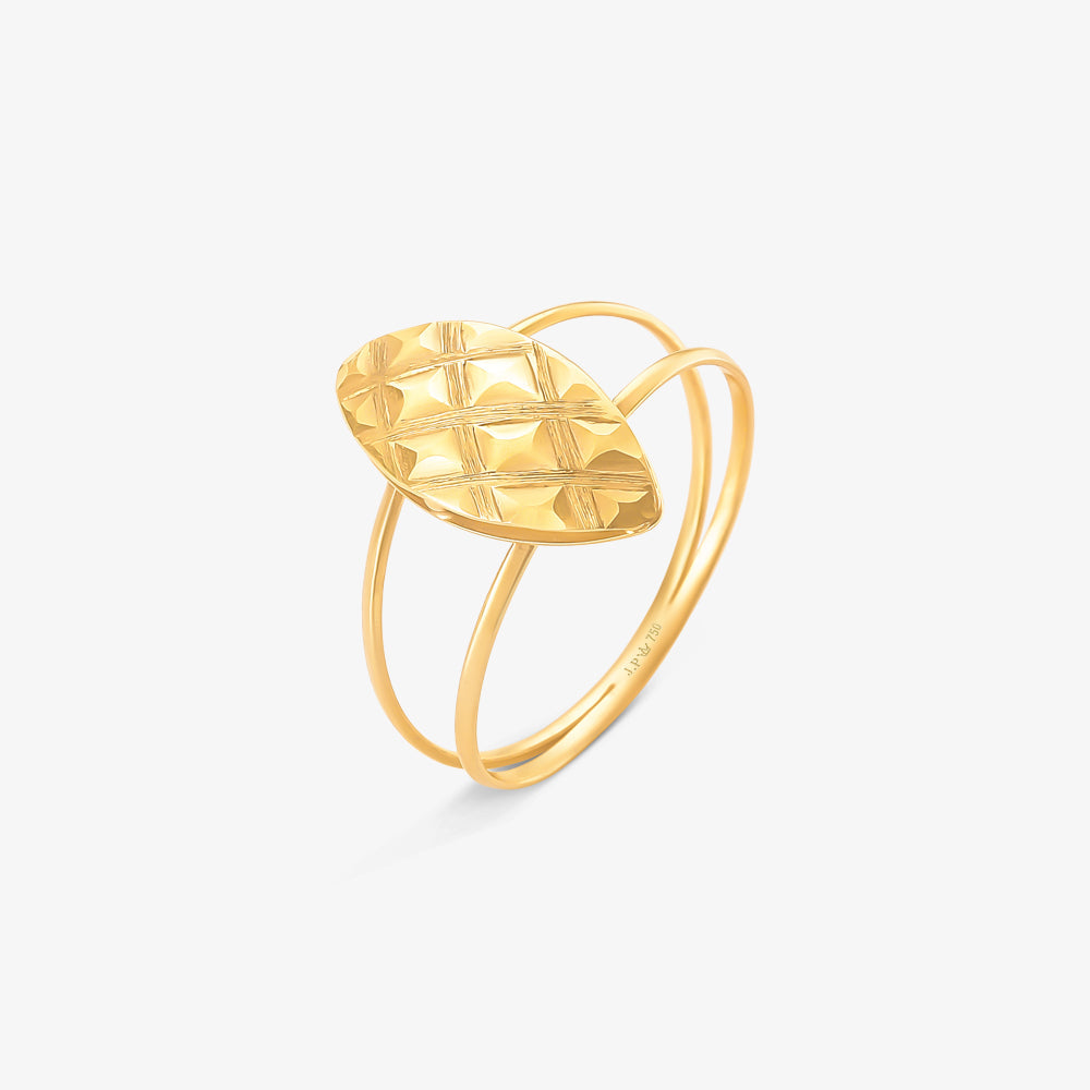 Anel Estamparia V em Ouro Amarelo 18K