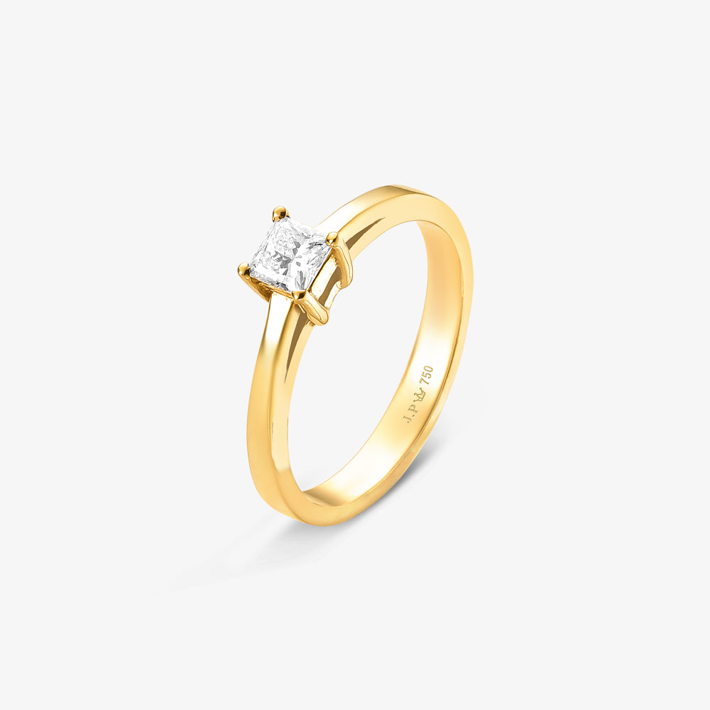 Anel Solitário Luar com Diamante em Ouro Amarelo 18K