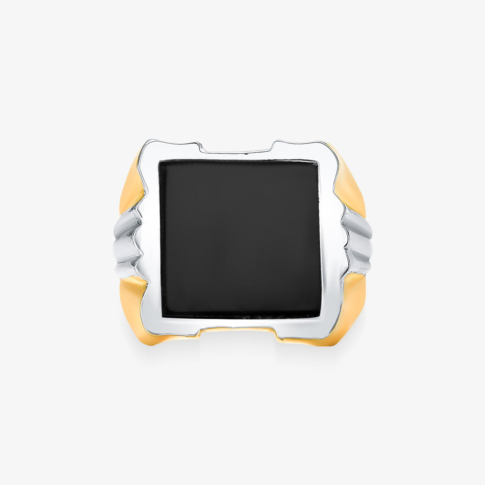 Anel Chapa com Ônix em Ouro Amarelo 18K