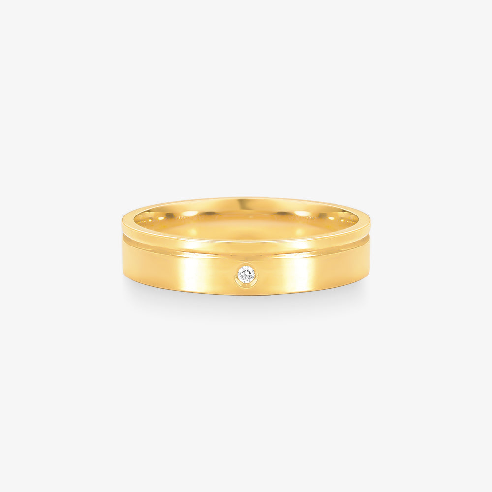 Aliança Risk Comfort com Pedras em Ouro Amarelo 18K, 4,50mm
