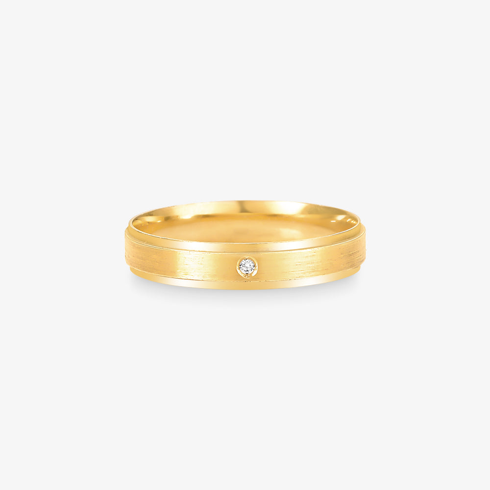 Aliança Estrela Comfort com Pedras em Ouro Amarelo 18K, 3,90mm